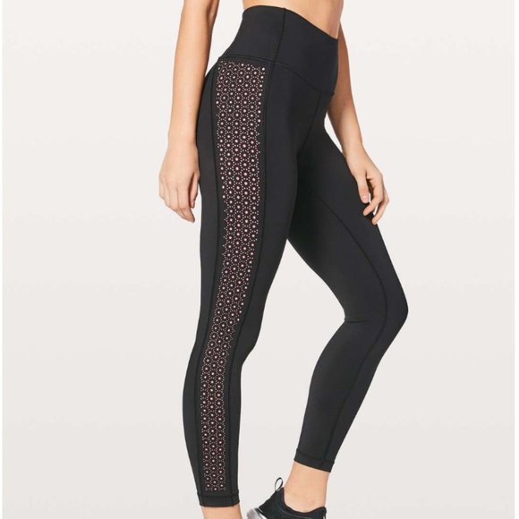 Lululemon Colour Me Quick 7/8 Tight 25" - Picture 1 of 3